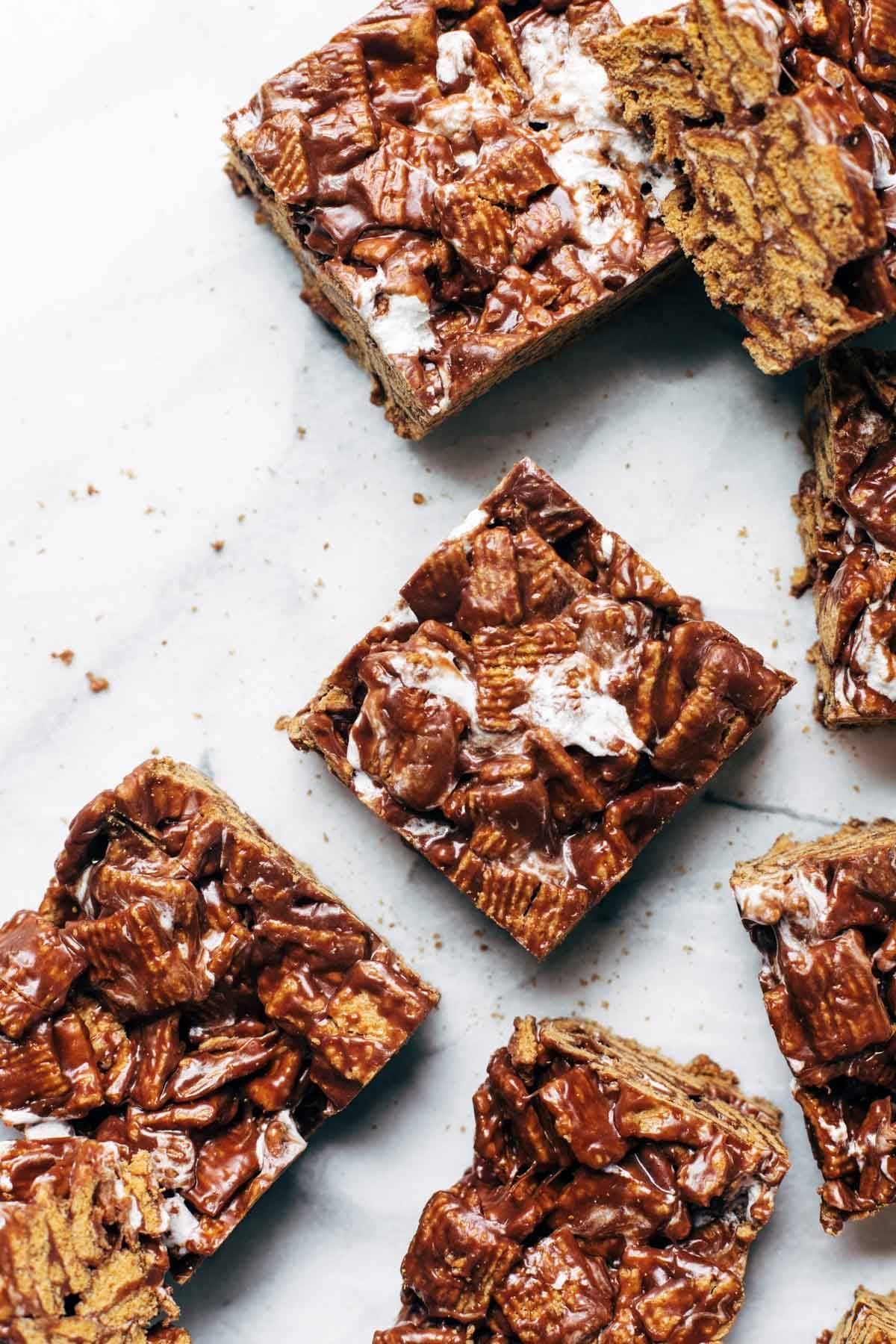 Golden Grahams Bars cut into squares.